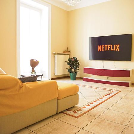 Wonderful Downtown Apartment-Hd Netflix, King-Size Bed, Two Minutes' Walk From Metro Milão Exterior foto