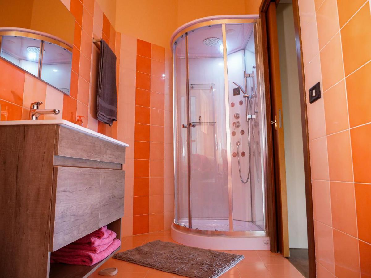 Wonderful Downtown Apartment-Hd Netflix, King-Size Bed, Two Minutes' Walk From Metro Milão Exterior foto