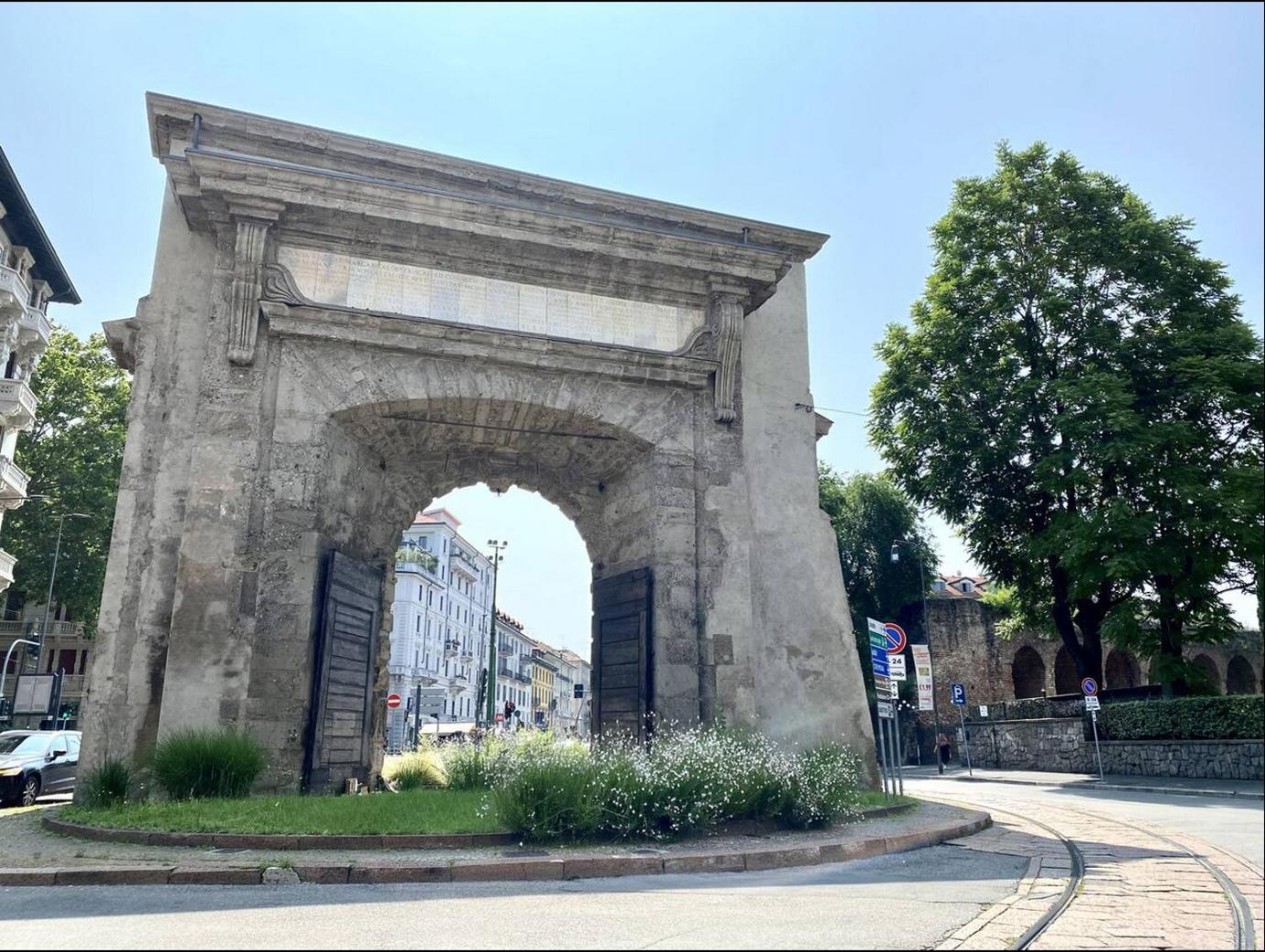 Wonderful Downtown Apartment-Hd Netflix, King-Size Bed, Two Minutes' Walk From Metro Milão Exterior foto